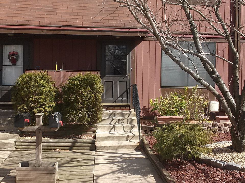 1st image of 11 Bower Ct