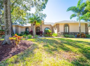 1117 Hunt Club Ln, Valrico, FL 33594