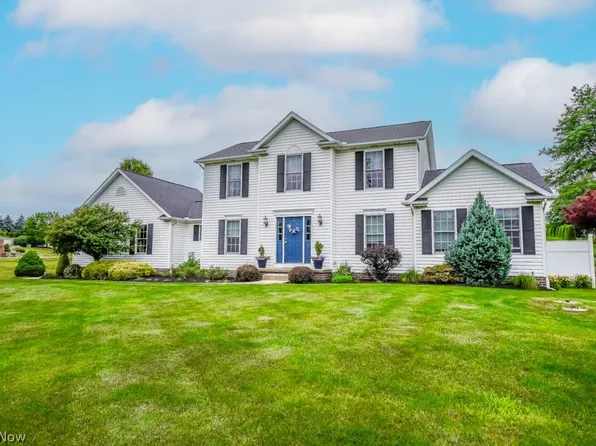 11261 Wright Rd NW, Uniontown, OH 44685