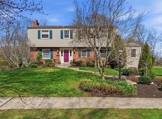 99 Morrison Dr, Pittsburgh, PA 15216