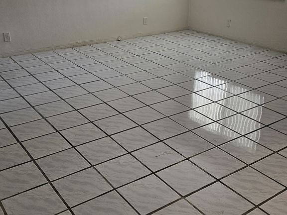2nd image of 581 Blue Heron Dr APT 108B