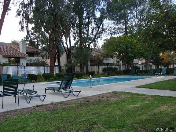 4th image of 3724 San Vincente Ln #66