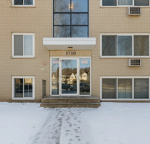 3710 Minnehaha Ave #7 — Photo 7