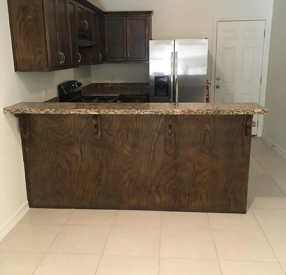 3 bed, $1,200 — Photo 2