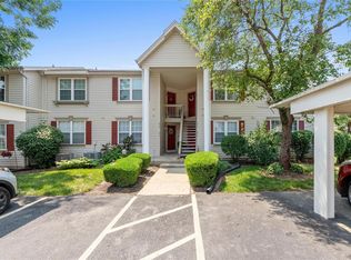 1015 Sugar Creek Ct UNIT 8, Saint Peters, MO 63376