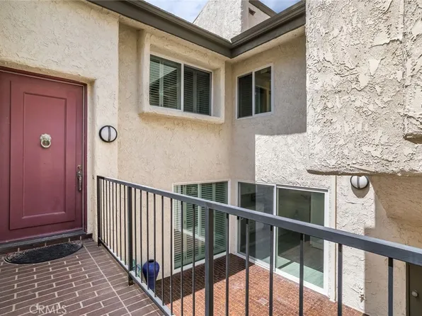 5369 Godbey Dr, La Canada Flintridge, CA 91011