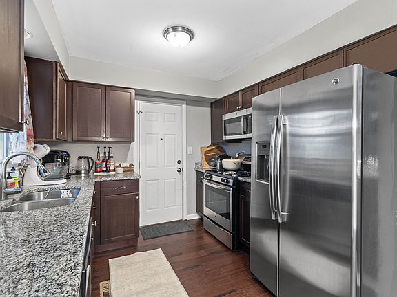 5th image of 3906 W Theodore St