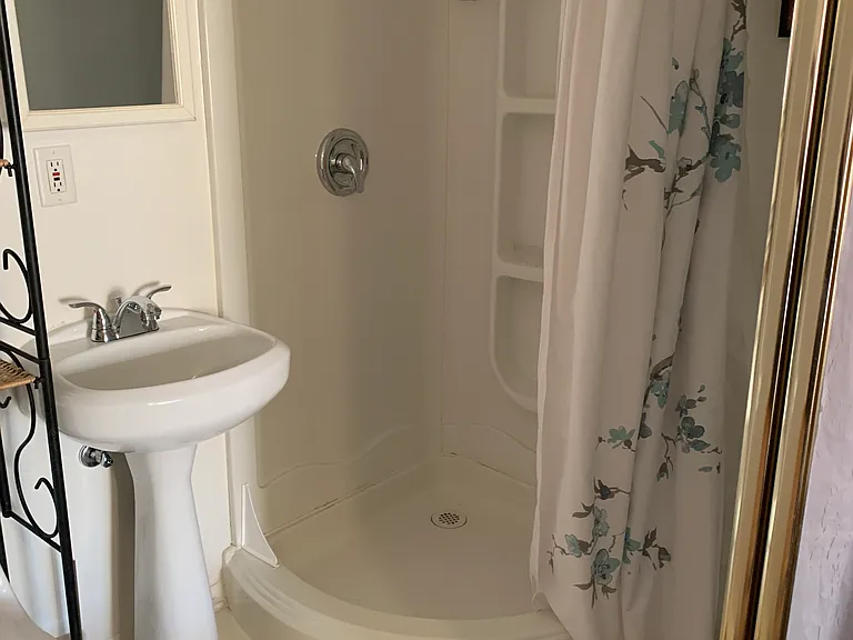 This unit can come furnished or unfurnished.