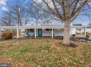 7402 2nd Ave, Sykesville, MD 21784