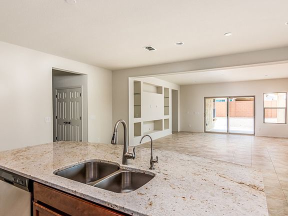 4th image of 25999 W Tonto Ln