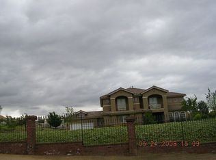 18349 Glass Mountain Dr, Riverside, CA 92504