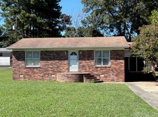 913 W 3rd St, Rector, AR 72461