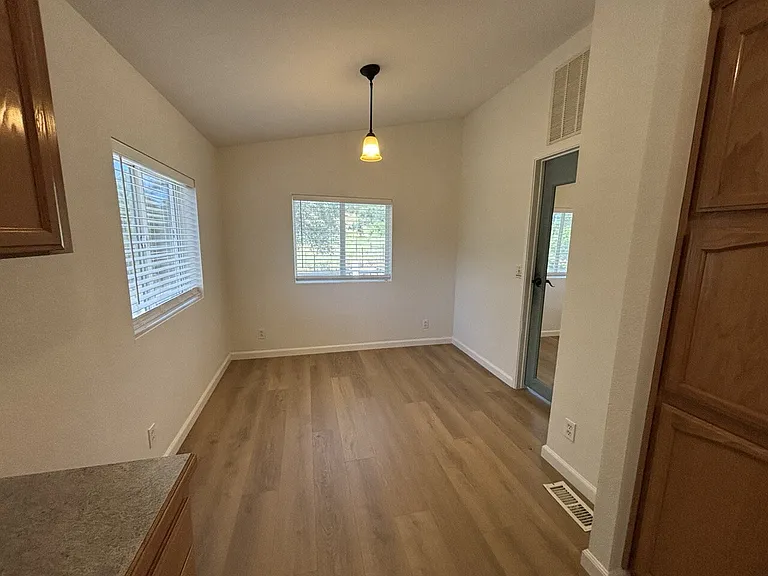1782 Lotus Rd — Photo 5