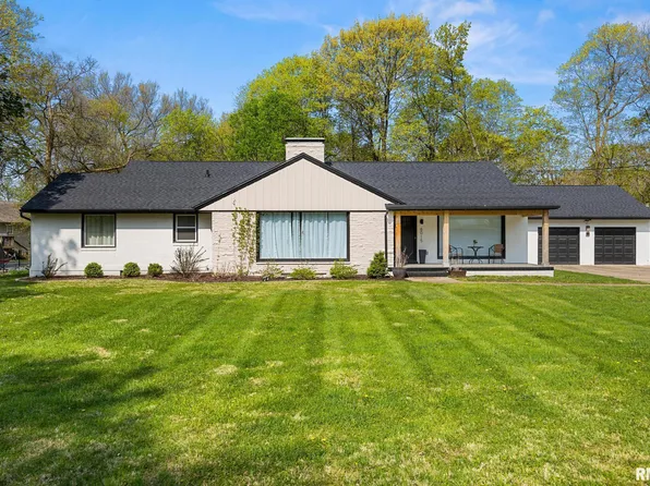 6015 N Chippewa Ridge Ln, Peoria, IL 61614