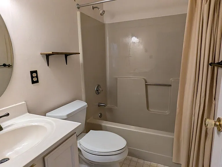 150 Nightingale Ave — Photo 21