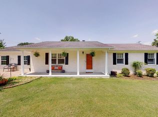 406 Merrywood Dr, Benton, KY 42025