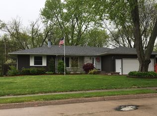 1420 11th St, Silvis, IL 61282