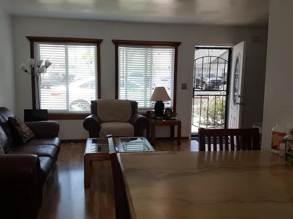 131 Yorktown Ln, Costa Mesa, CA 92626