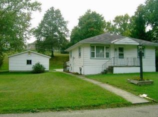 1016 Chester St, Zanesville, OH 43701