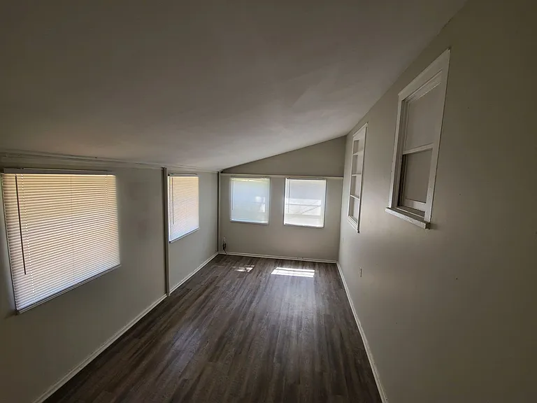 622 W Sunset Ave — Photo 10