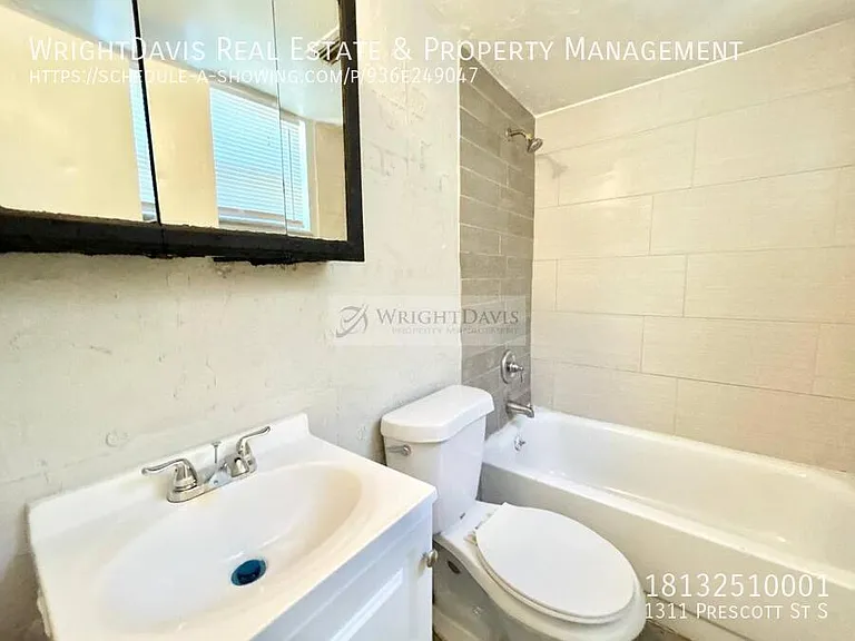 1311 Prescott St S — Photo 26