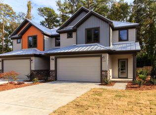 687 Ashe St, Southern Pines, NC 28387