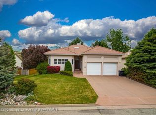 33 Ridge View Pl, Parachute, CO 81635