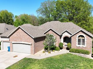 5058 S Burrows Ave, Springfield, MO 65810