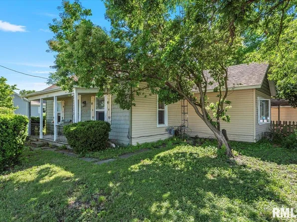 213 West St, Franklin, IL 62638