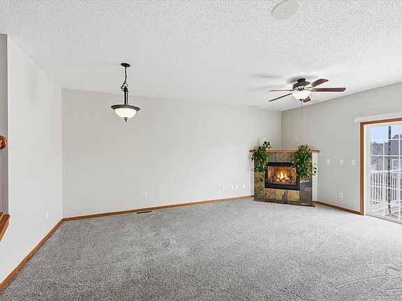 4th image of 19172 Hoover St NW