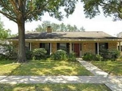 5626 Dumfries Dr, Houston, TX, 77096