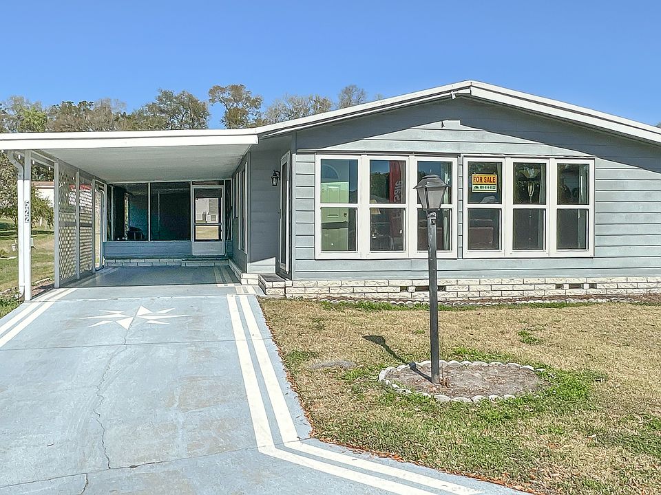 1st image of 522 Spruce Dr #302