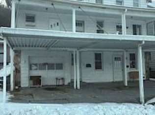 101 W Ridge St, Nesquehoning, PA 18240