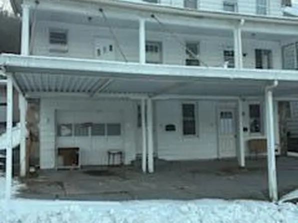 101 W Ridge St, Nesquehoning, PA 18240