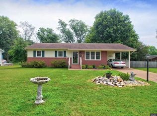 107 Cooper St, Martin, TN 38237