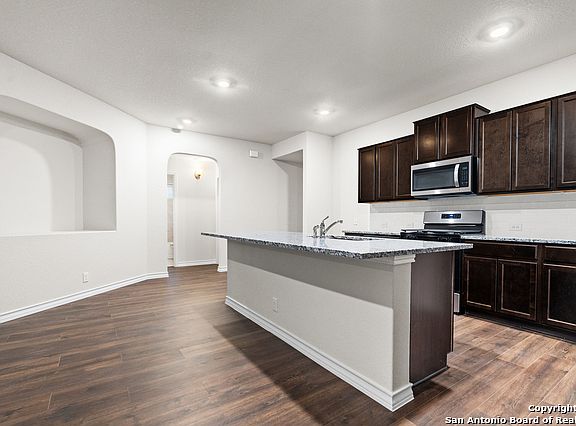 3rd image of 4850 Paluxy Trl