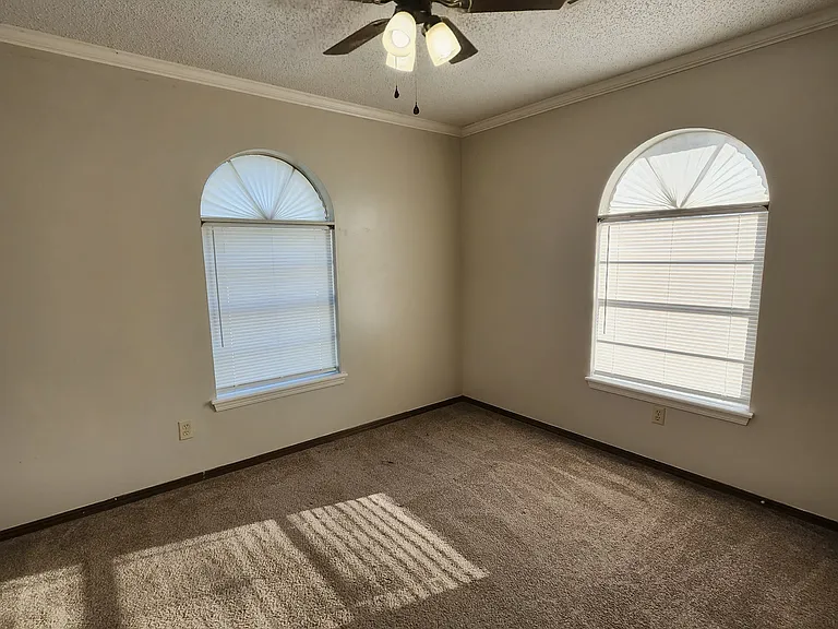 3002 Haddock Dr — Photo 16