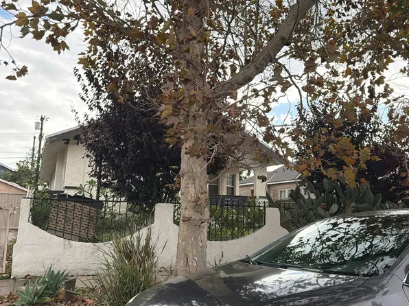 4330 Walton Ave, Los Angeles, CA 90037