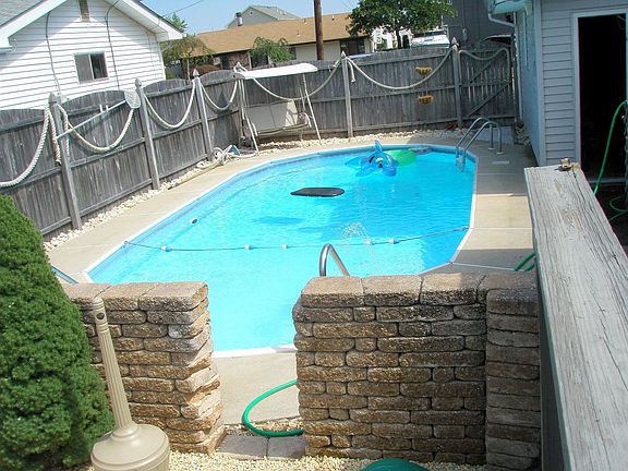 Spectacular Inground, Heated Pool With Bar 