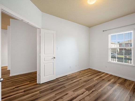 5th image of 9007 KISSENA PARK