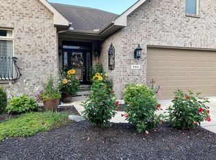 684 Maeghann Ct, Tipp City, OH 45371