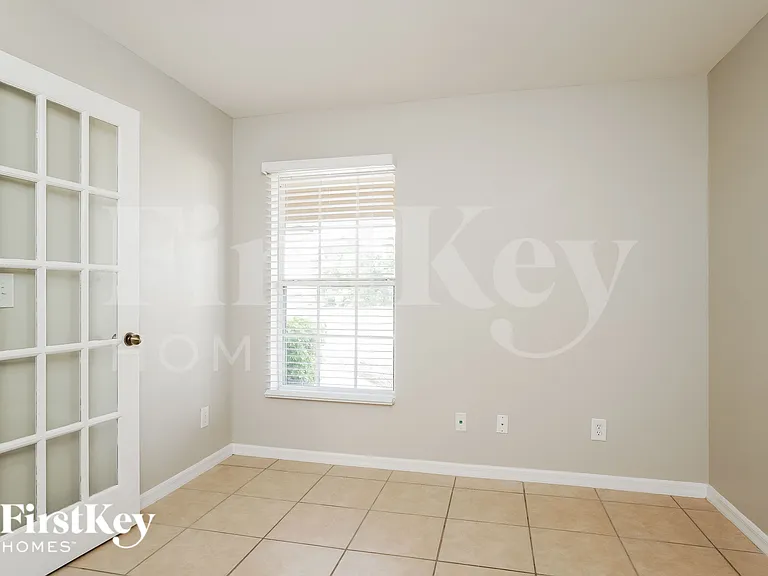 2237 Tropicana Pkwy W — Photo 15