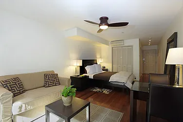 Rented by R New York