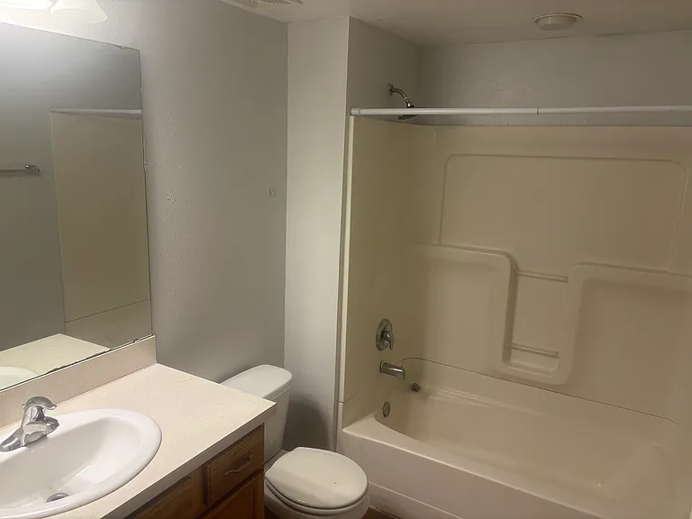 47 King Bee Dr — Photo 9