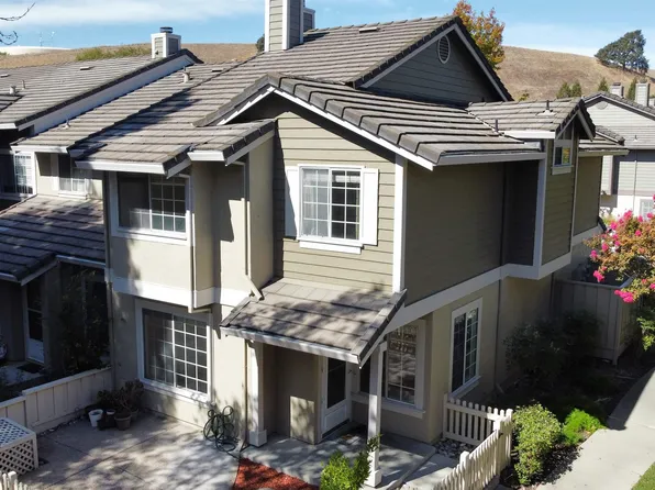 7432 Oxford Cir, Dublin, CA 94568