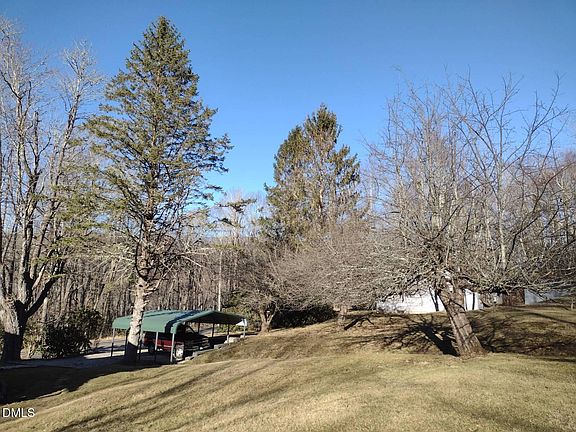 5th image of 659 Chestnut Grove Rd