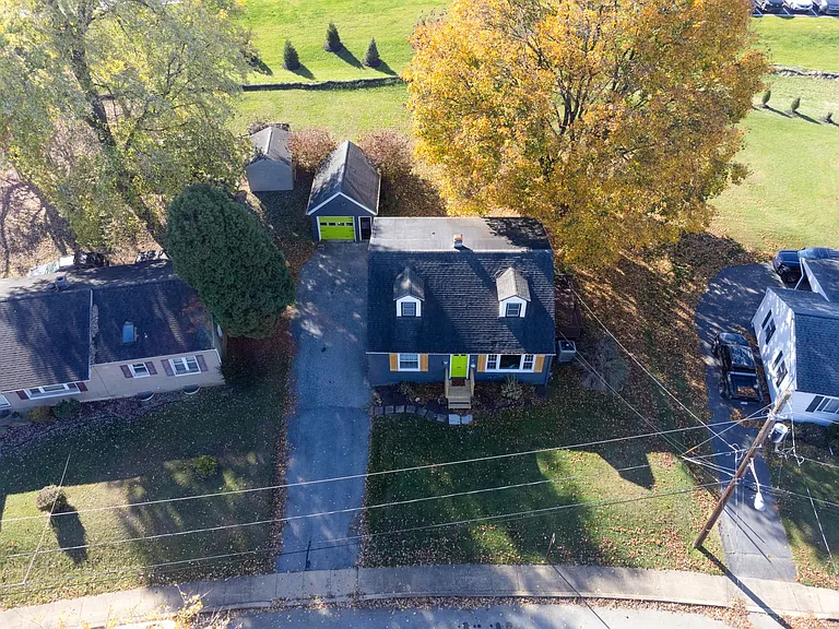 7 Circle Rd — Photo 14