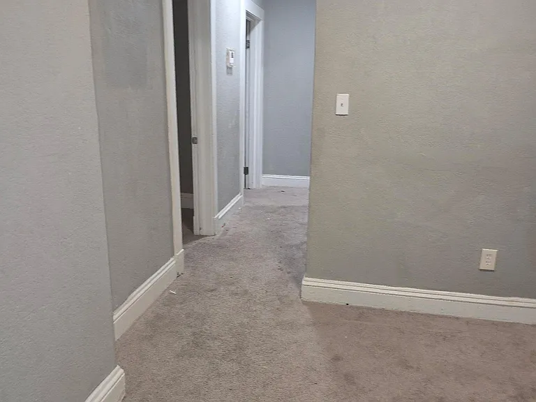 1440 Proescher St — Photo 3