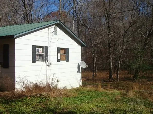 257 Little Fork Rd, Cumberland City, TN 37050