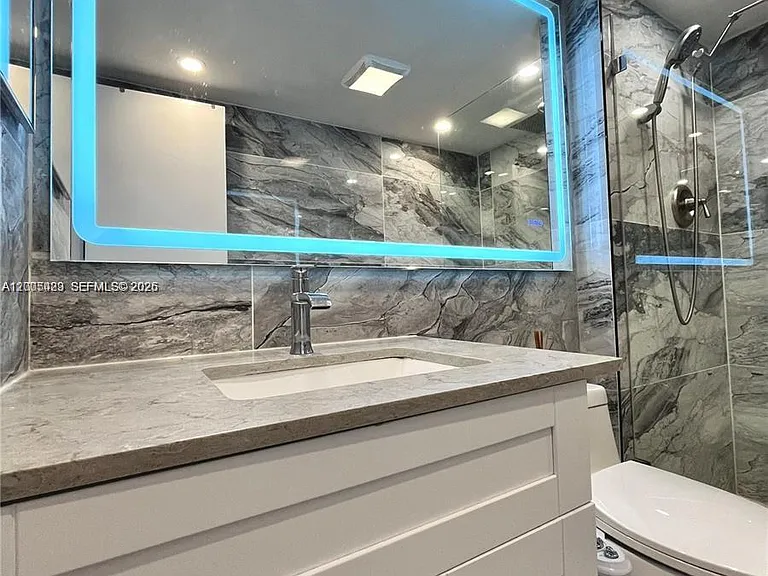 100 Bayview Dr #1827 — Photo 21
